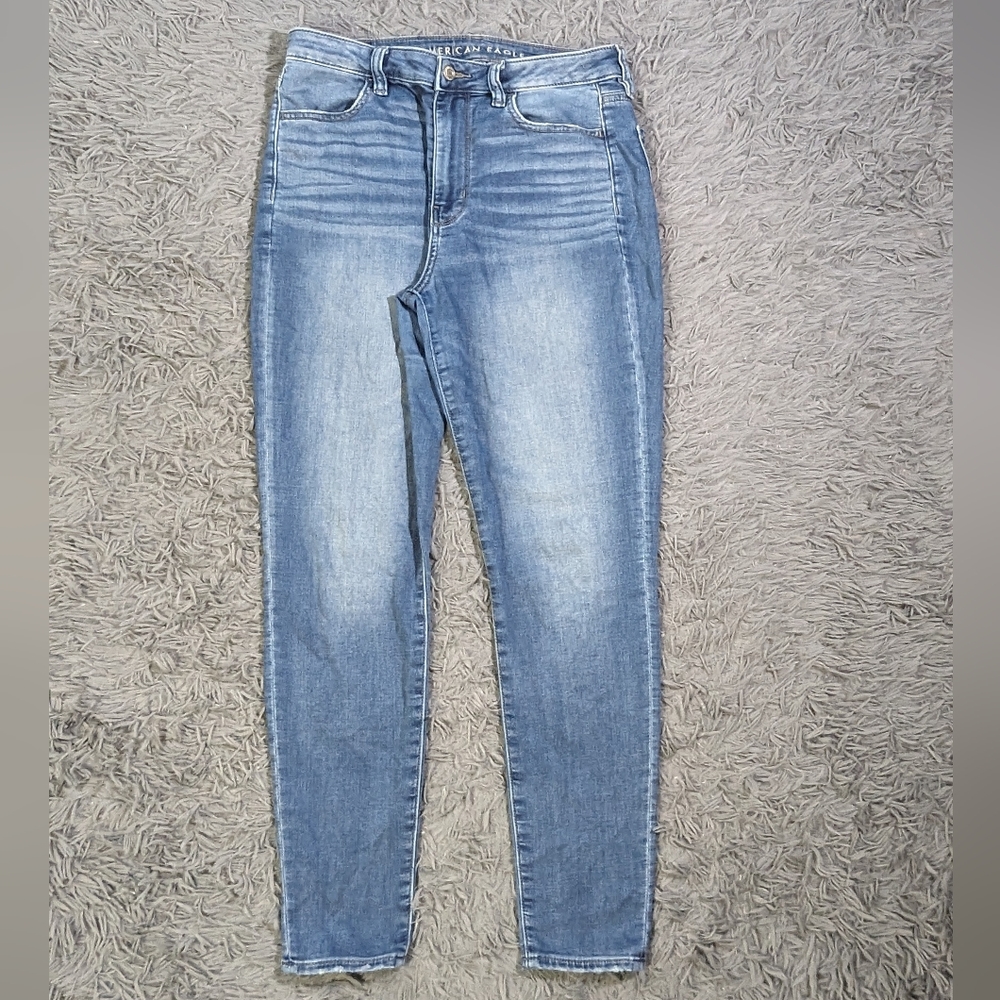 American Eagle Jeans Super High Rise Jegging  Women's 6 Medium Wash Denim